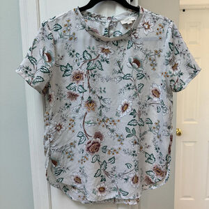 Loft Floral Print Short Sleeve Blouse Size Small Beige Business Office Work